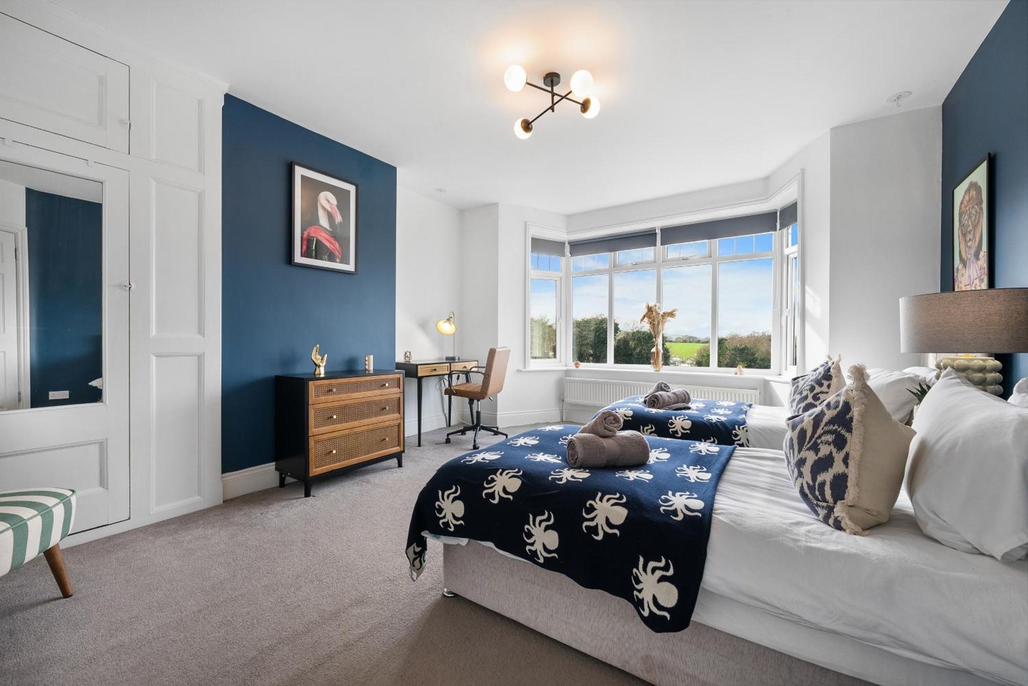 Long Term And Summer Special Offer! 5-Bedroom Spacious, Stunning Design, Sociable Areas & Cosy House Near South Downs Park, Sleeps 11 With Games Room, Private Parking And Garden- By Blue Puffin Stays Waterlooville Exterior foto