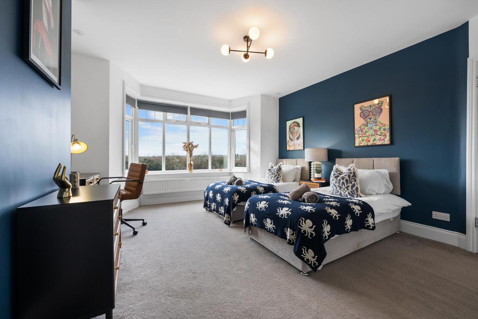 Long Term And Summer Special Offer! 5-Bedroom Spacious, Stunning Design, Sociable Areas & Cosy House Near South Downs Park, Sleeps 11 With Games Room, Private Parking And Garden- By Blue Puffin Stays Waterlooville Exterior foto