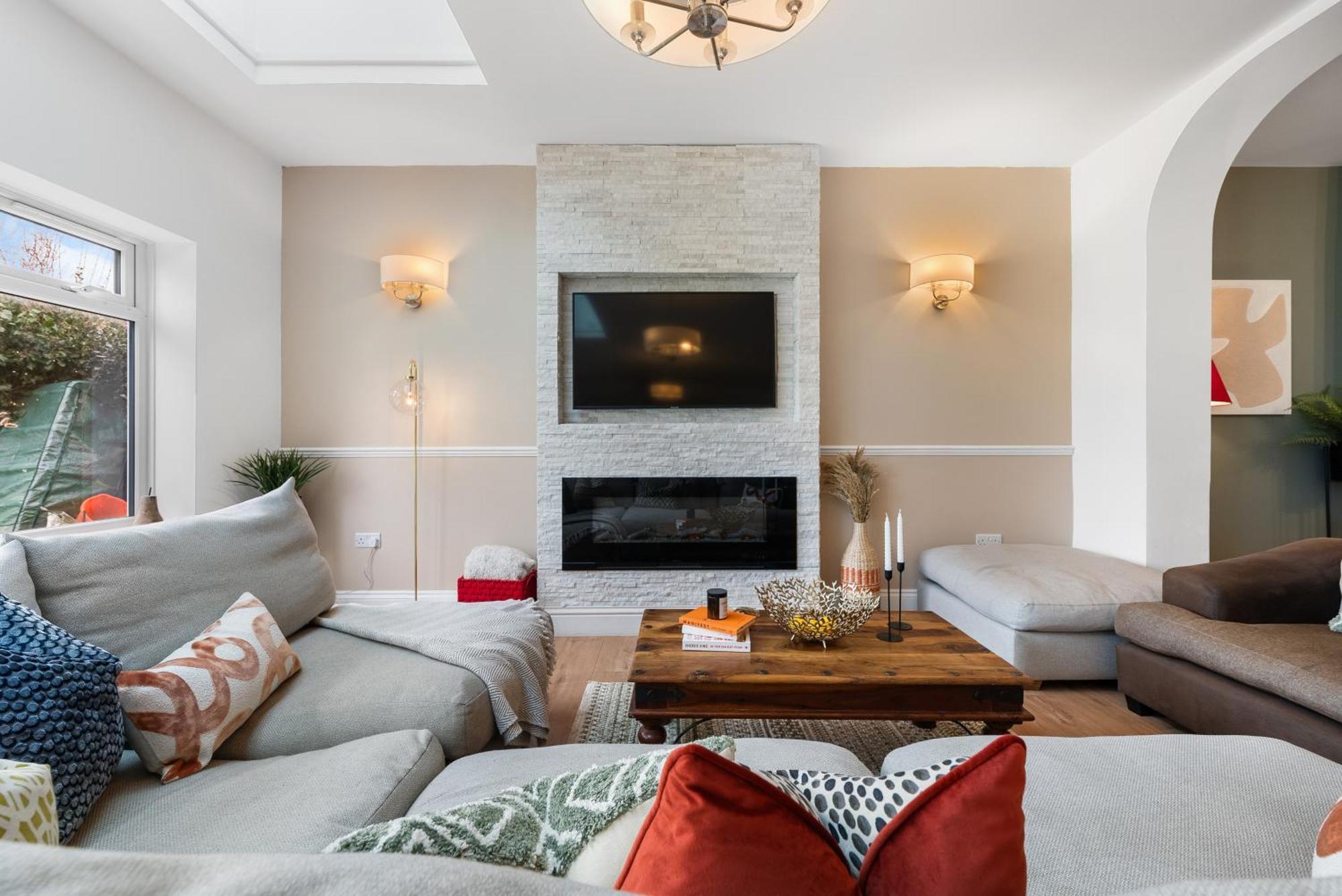 Long Term And Summer Special Offer! 5-Bedroom Spacious, Stunning Design, Sociable Areas & Cosy House Near South Downs Park, Sleeps 11 With Games Room, Private Parking And Garden- By Blue Puffin Stays Waterlooville Exterior foto