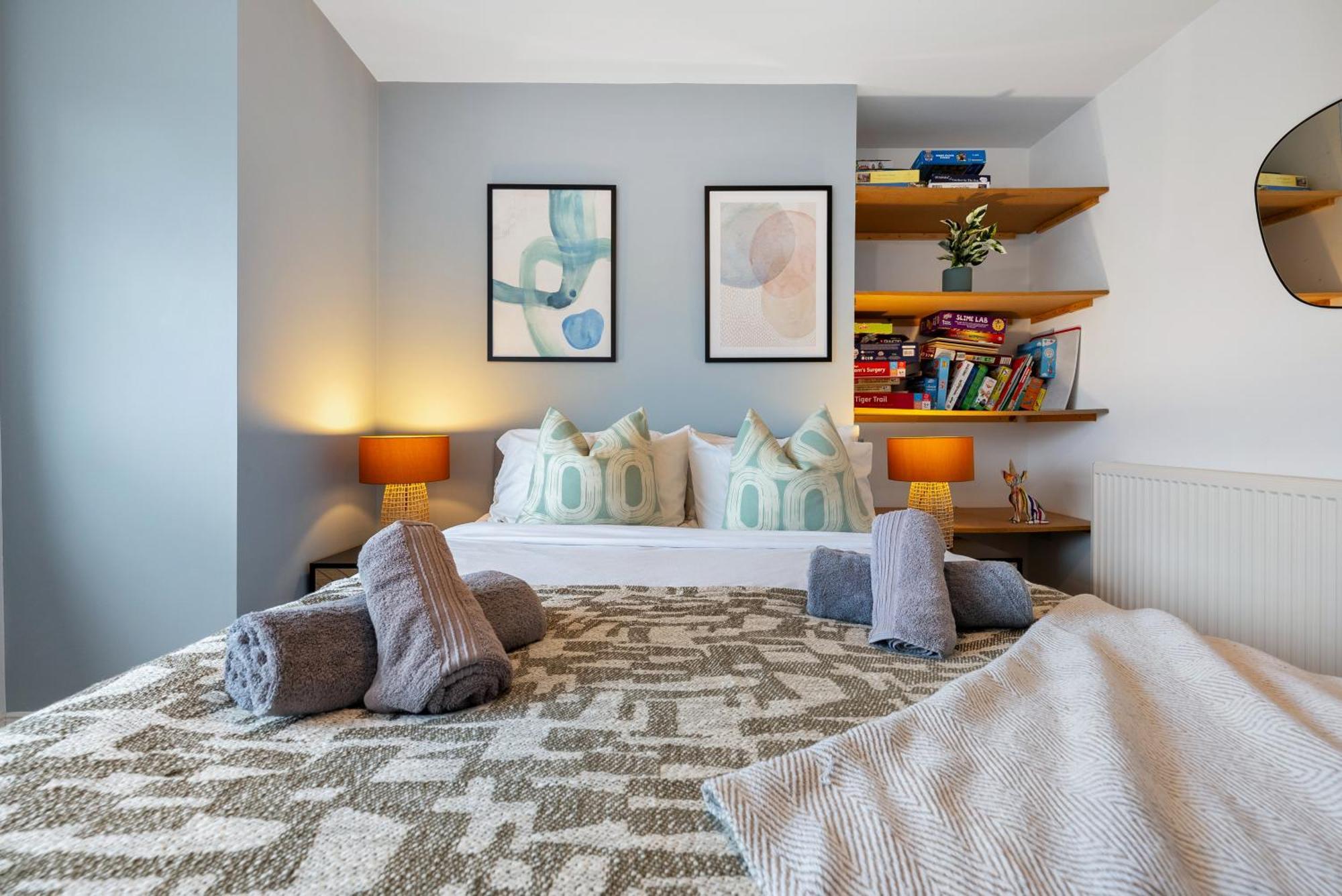 Long Term And Summer Special Offer! 5-Bedroom Spacious, Stunning Design, Sociable Areas & Cosy House Near South Downs Park, Sleeps 11 With Games Room, Private Parking And Garden- By Blue Puffin Stays Waterlooville Exterior foto
